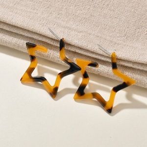 5 for 25$ Super Cute Stars Animal Print Earrings